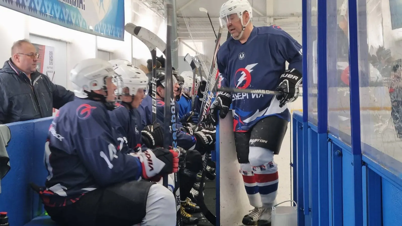 Любовь к хоккею — навсегда. Фото: предоставлено из архива Андрея Миллера