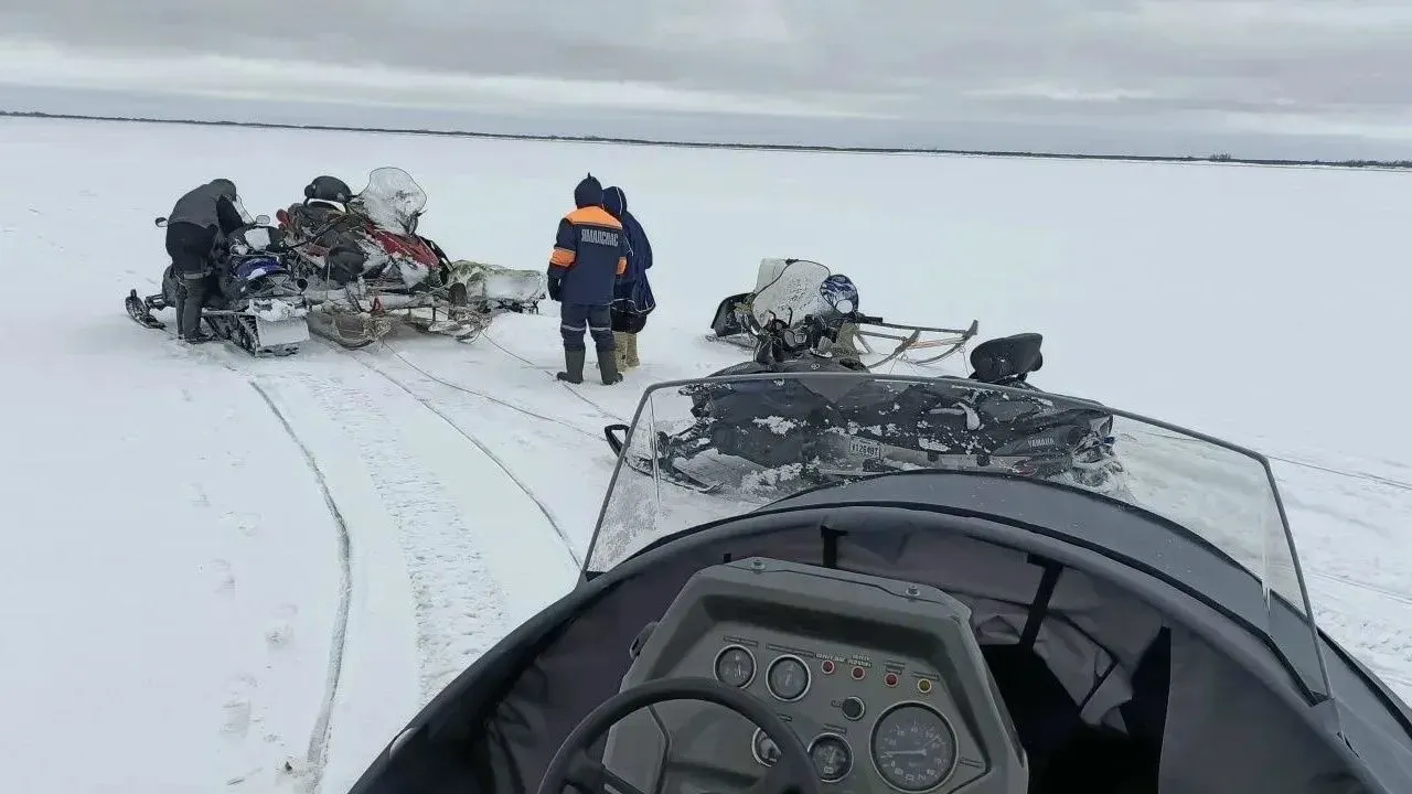 Спасательная операция на надымской Оби. Фото: ЕДДС Ямальского района
