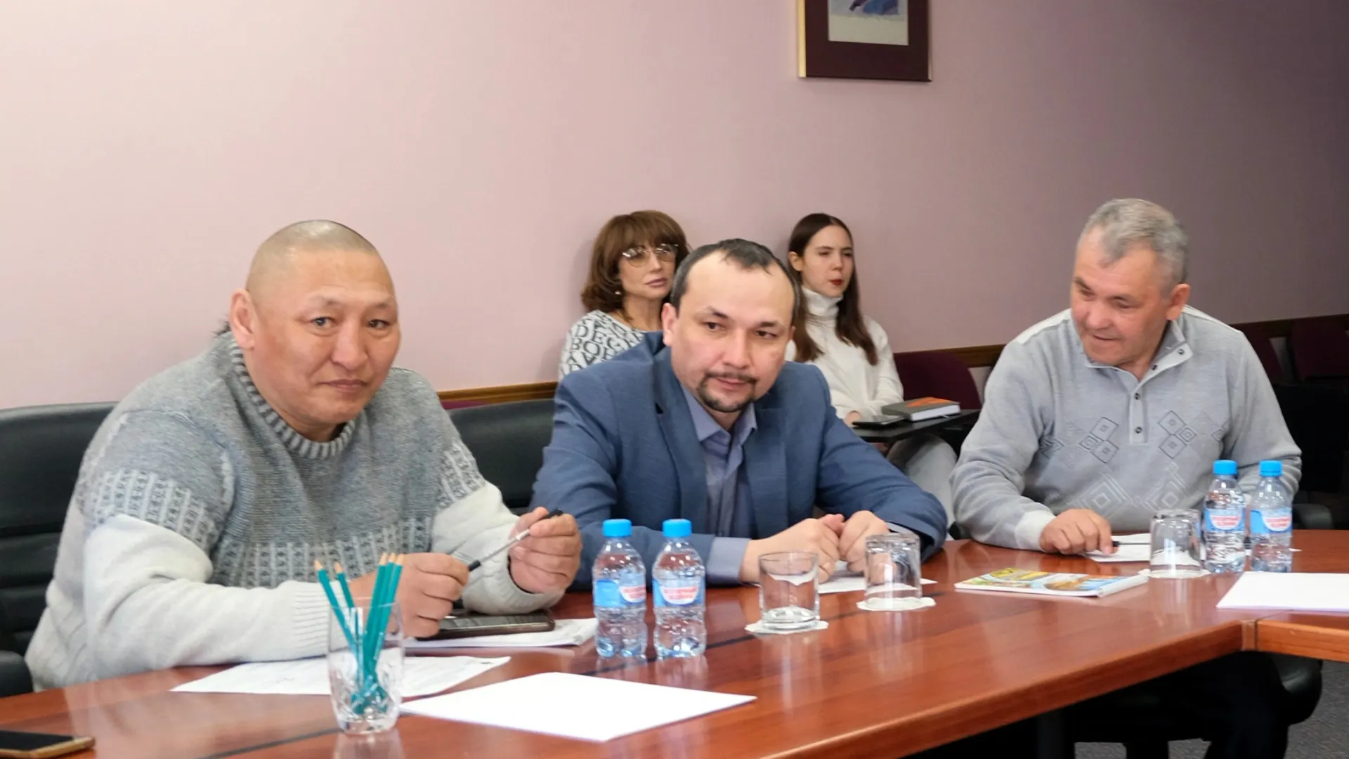 Муй сирн рупатаеӆ манаӆ, муй нётапса мосаӆ, муй ям па атом верат таӆ сыс усат, ӆэрапсат, яӆпа этты законан па нётапса охат эӆты хуӆатсат. Хор: Альбина Тырлина.