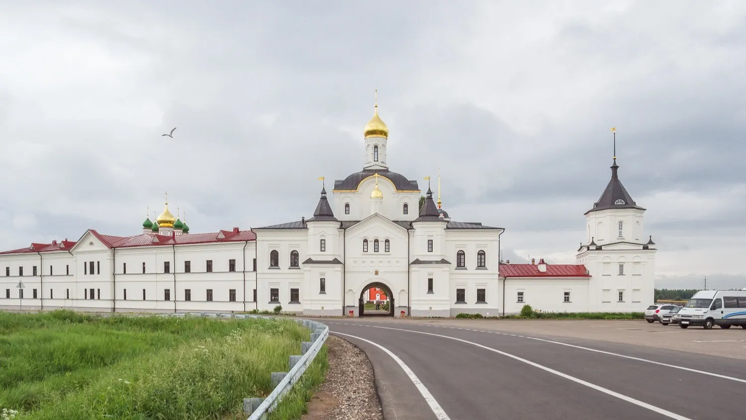 Церковь преподобных Кирилла и Марии в Ярославской области. Фото: Tishchenko Dmitrii/Shutterstock/Fotodom