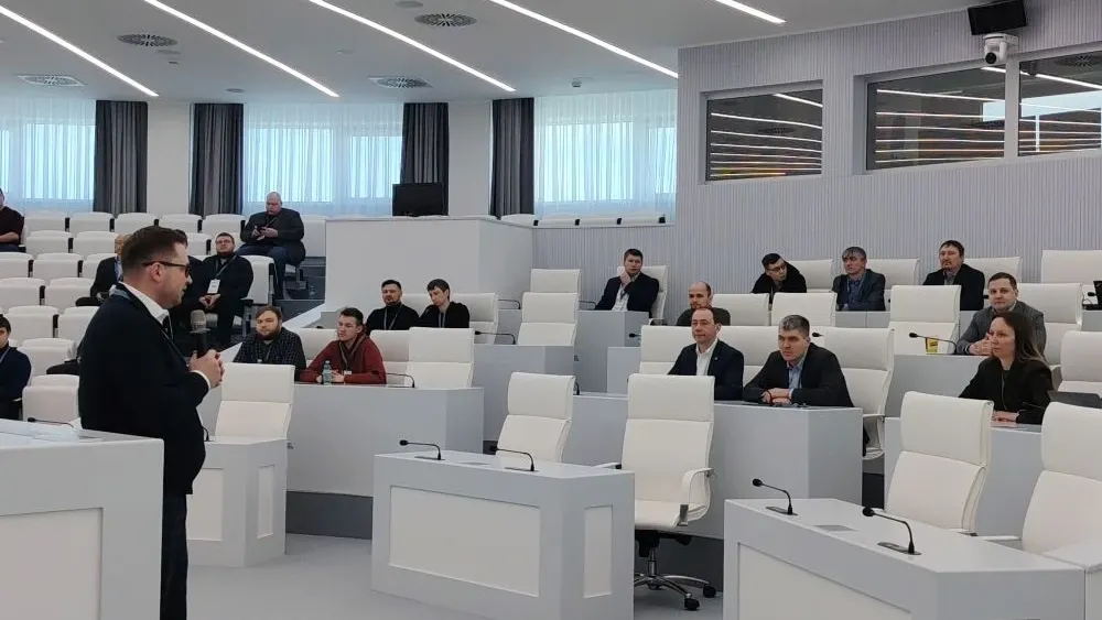 Участники конференции «ИнформЯмал» в Салехарде. Фото: Марина Подгорная / «Ямал-Медиа»