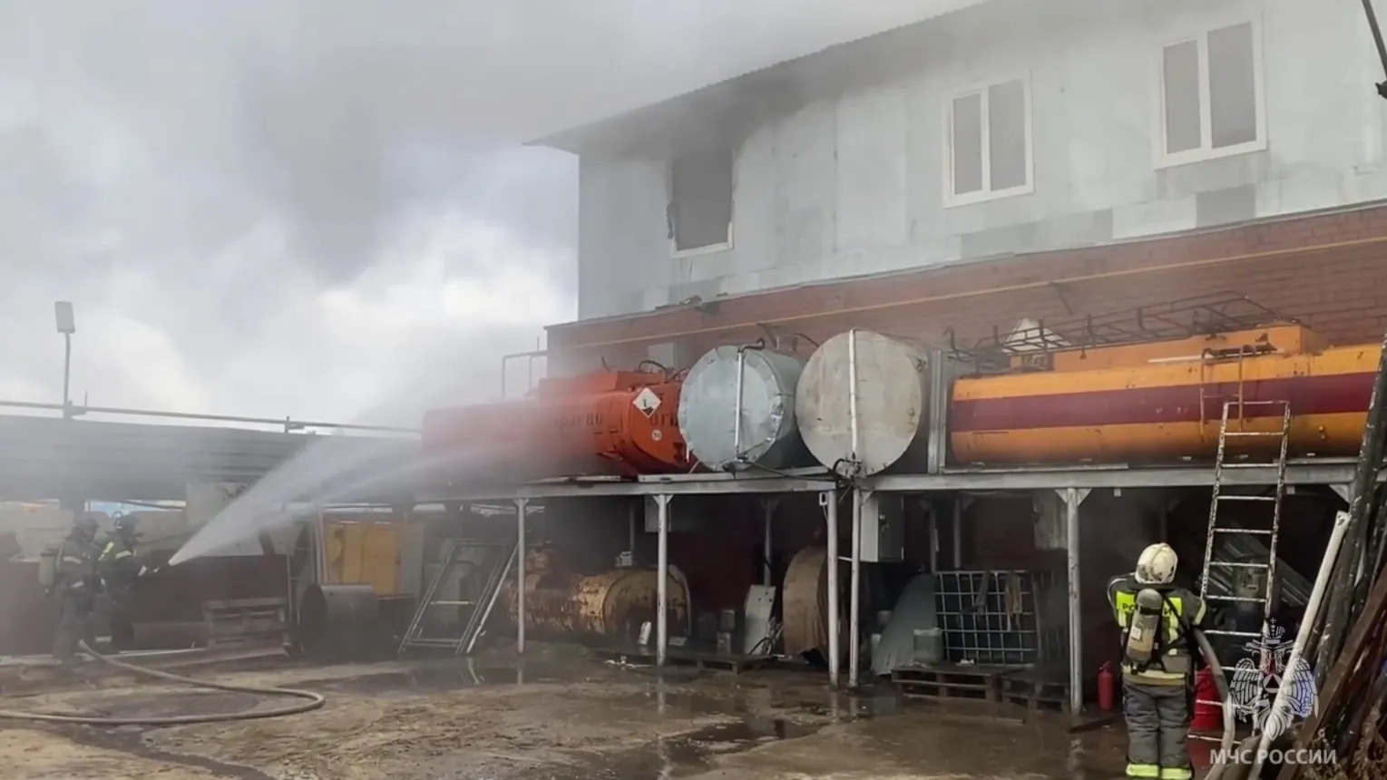 Фото: скриншот видео пресс-службы ГУ МЧС по ЯНАО