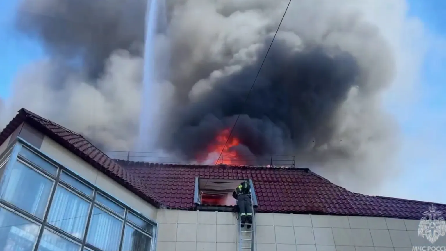 Фото: скриншот видео ГУ МЧС по ЯНАО
