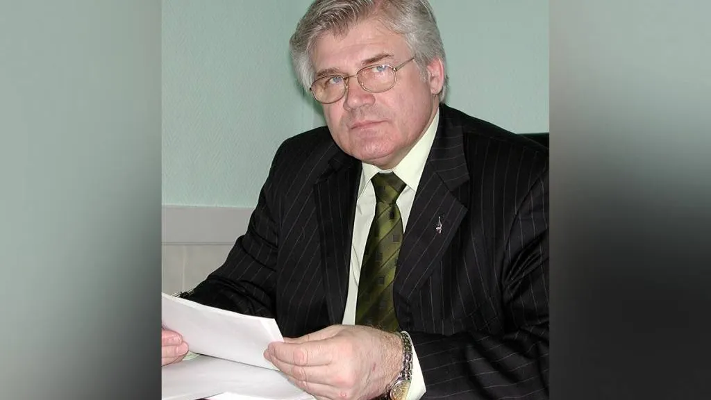 КРАСНЫЙ СЕВЕР