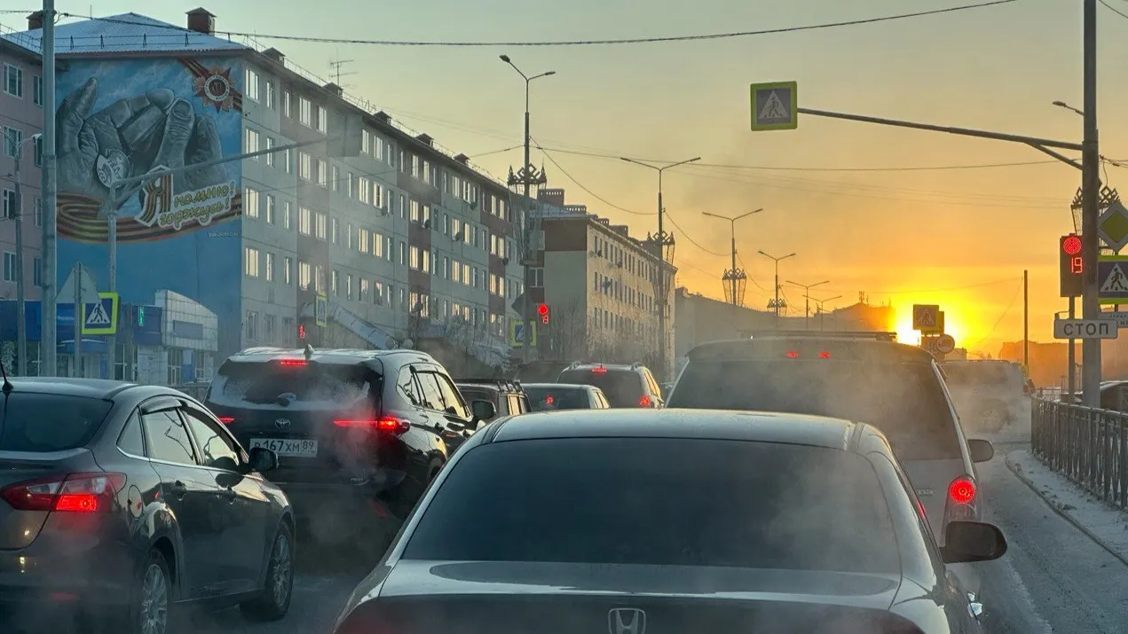 Для автомобилистов, которые хотят внести изменения в конструкцию авто или перевозят на транспорте опасные грузы, есть важное новшество. Фото: Андрей Ткачёв / «Ямал-Медиа»