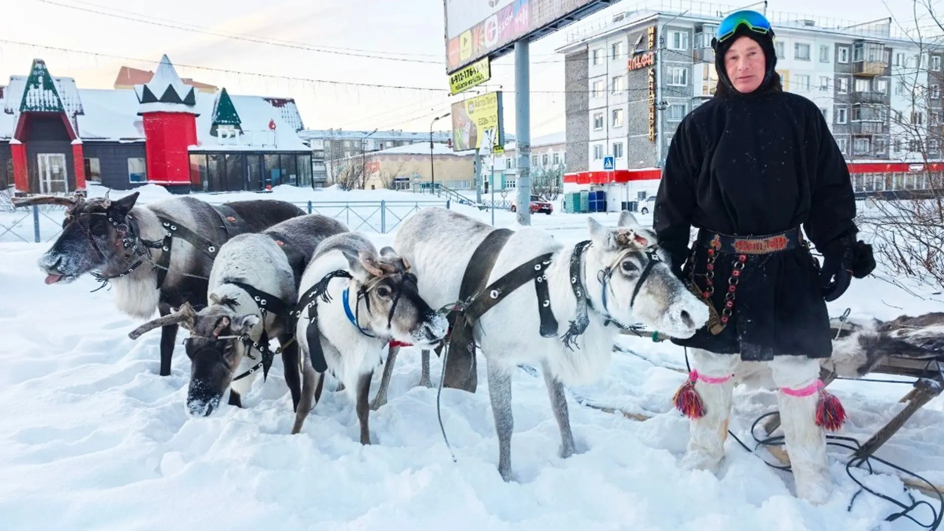 Сидяӈг: Эдуард Яунгадʼ тавы