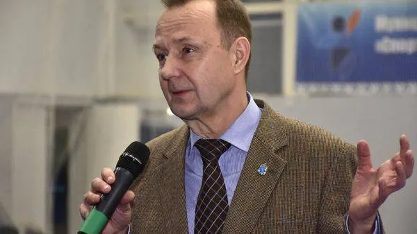 КРАСНЫЙ СЕВЕР