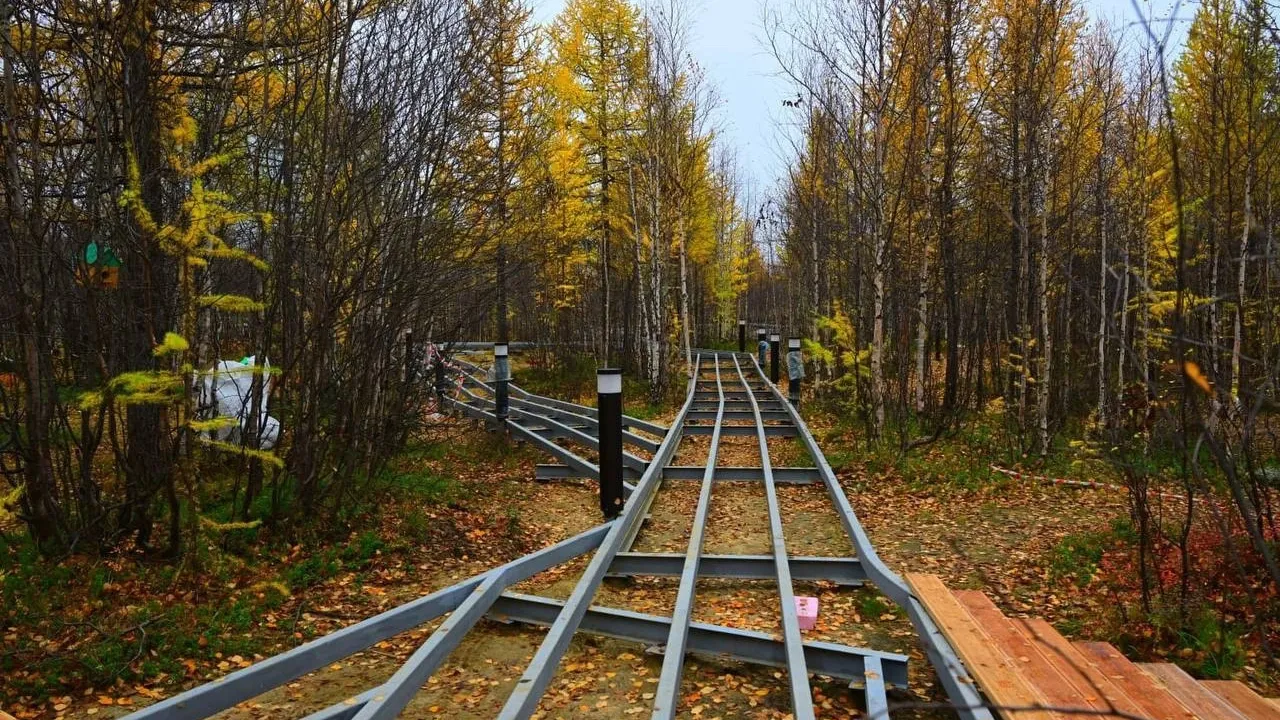 Строительство парка «Дружба» в Новом Уренгое. Фото: vk.com/anton_kolodin_89