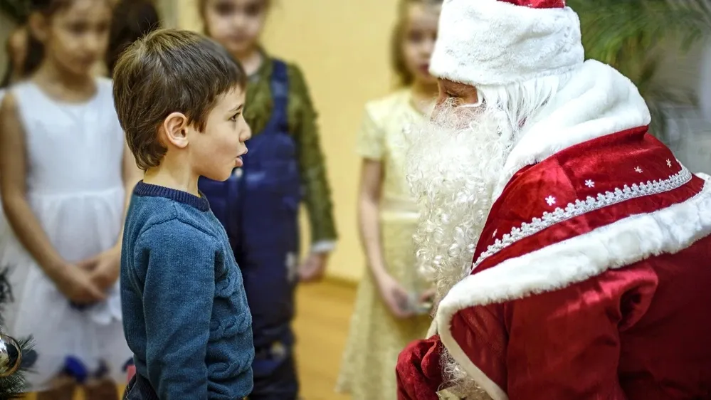 Новогодние чудеса для отличников организовал глава района. Фото: Tequiero / shutterstock.com / Fotodom