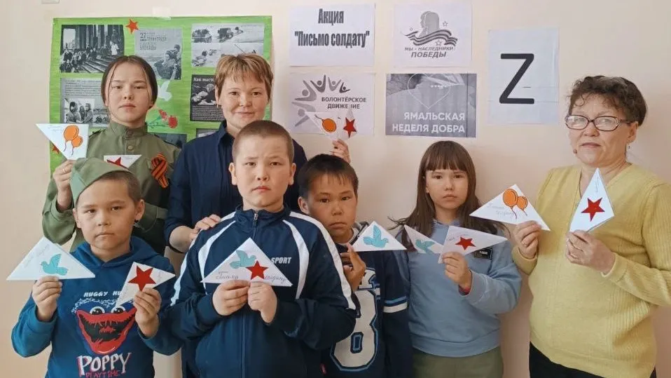 Аӆ хоятат Россия мув хуват нётапса щи ляль ураңан китӆат. Хор: Людмила Рочева.
