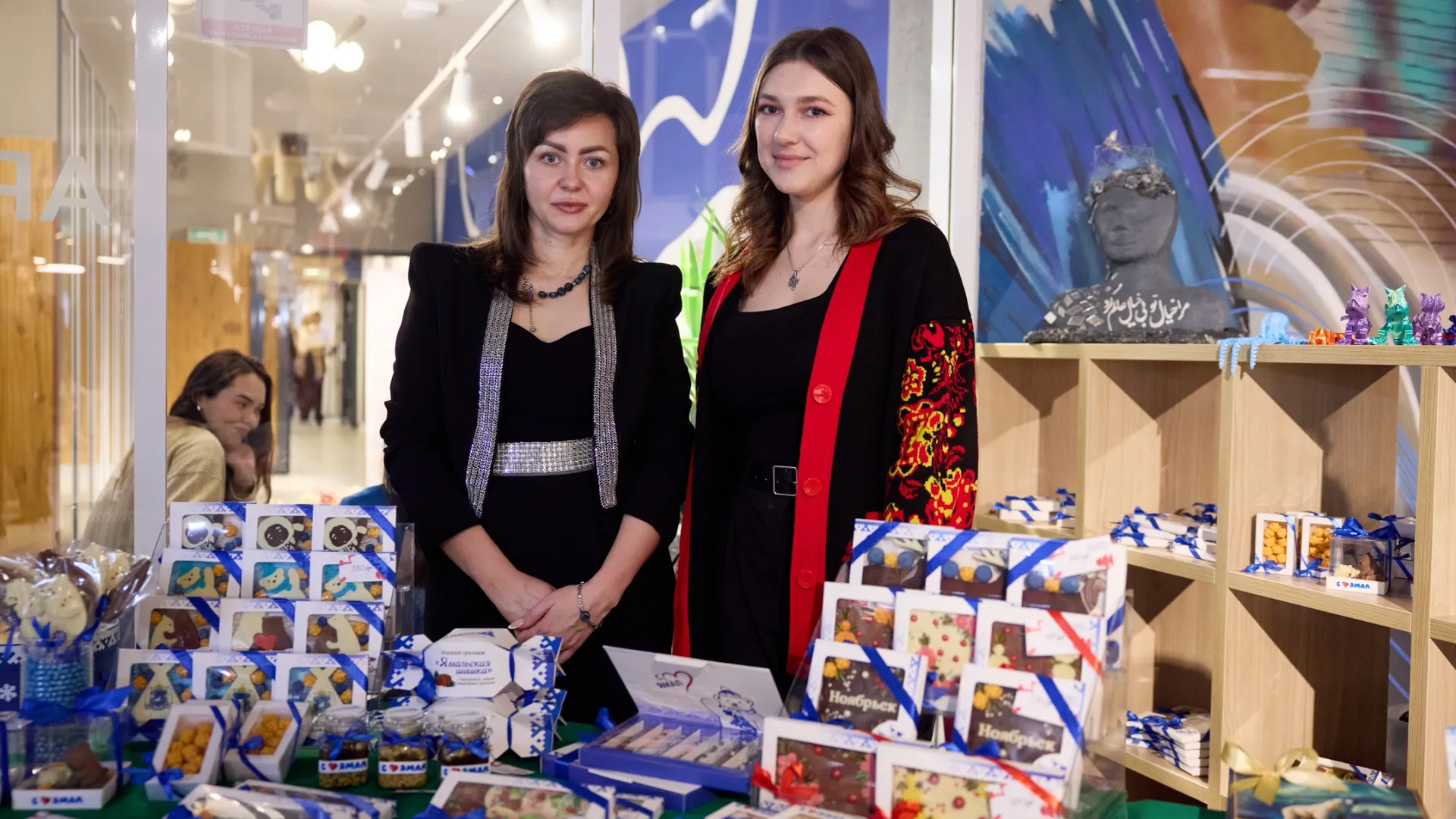 Выбираем свое. Фото: Юрий Здебский / «Ямал-Медиа»