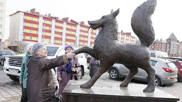   КРАСНЫЙ СЕВЕР