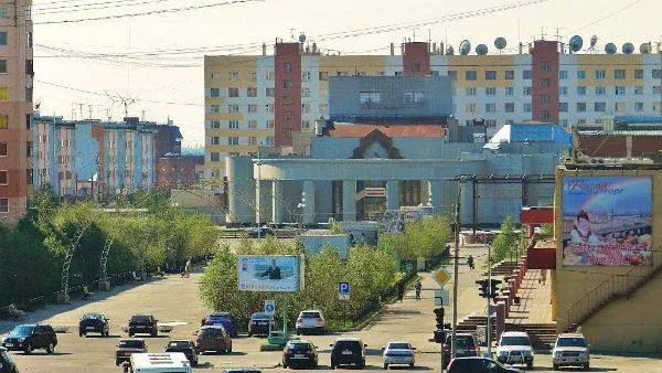 www.newurengoy.ru
