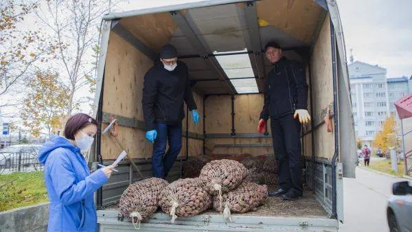 Картофель – даром. В окружной столице помогают многодетным