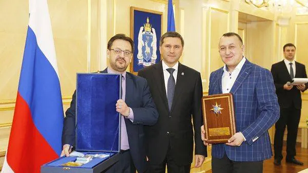   КРАСНЫЙ СЕВЕР