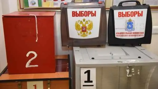 Андрей Ткачёв / КРАСНЫЙ СЕВЕР