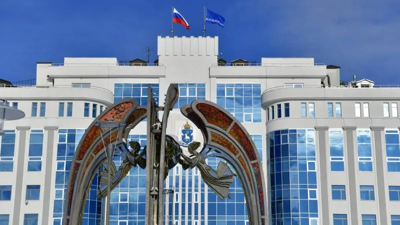 КРАСНЫЙ СЕВЕР