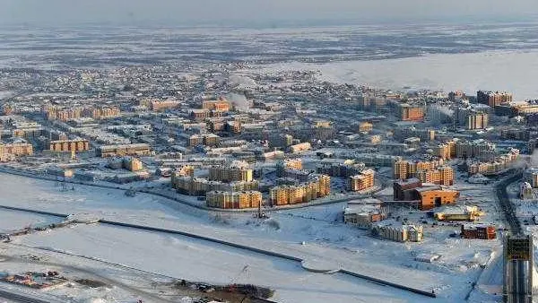 КРАСНЫЙ СЕВЕР