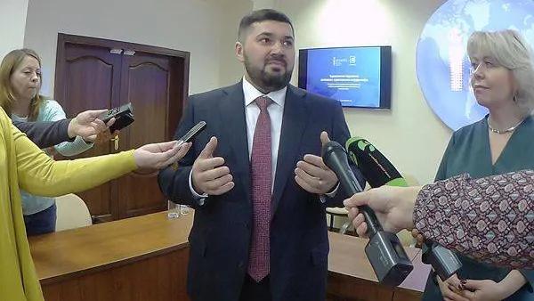   КРАСНЫЙ СЕВЕР