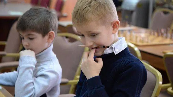 КРАСНЫЙ СЕВЕР