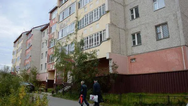 КРАСНЫЙ СЕВЕР
