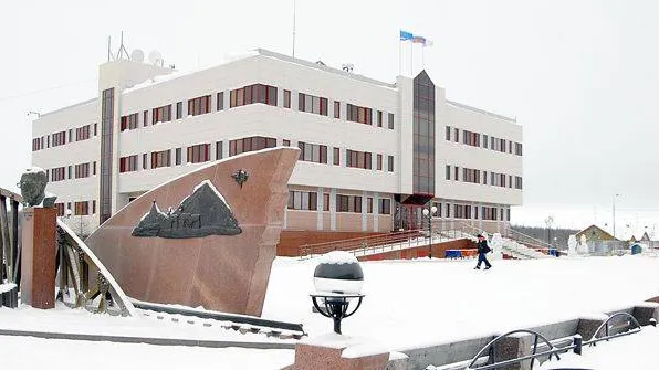   КРАСНЫЙ СЕВЕР