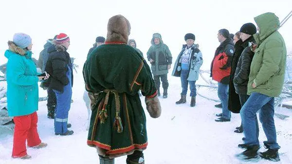 КРАСНЫЙ СЕВЕР