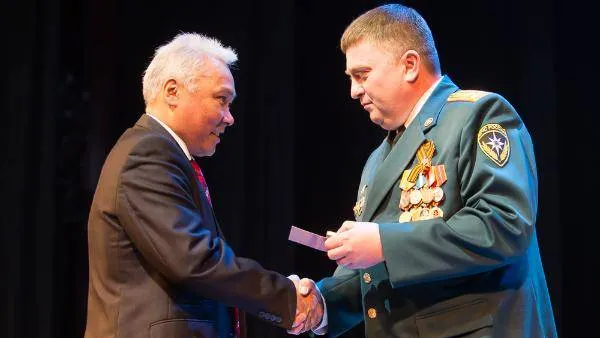 Данил Колосов / КРАСНЫЙ СЕВЕР