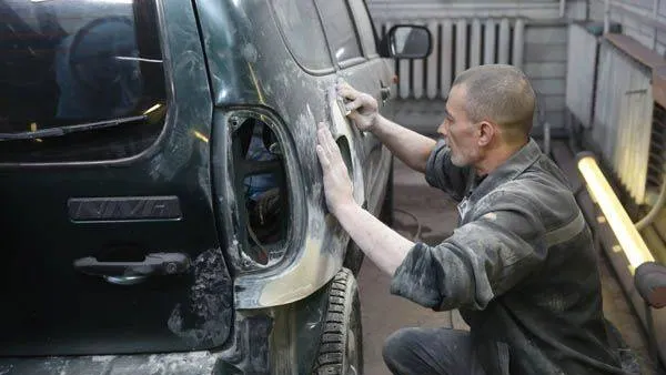В автомастерской выполняют все виды работ