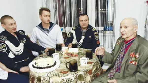 КРАСНЫЙ СЕВЕР