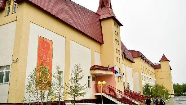 КРАСНЫЙ СЕВЕР