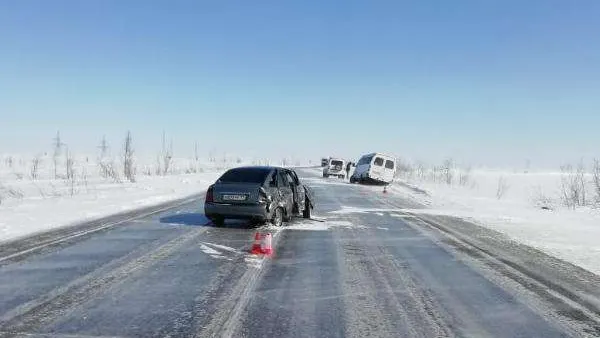 Три человека пострадали в воскресных ДТП на Ямале