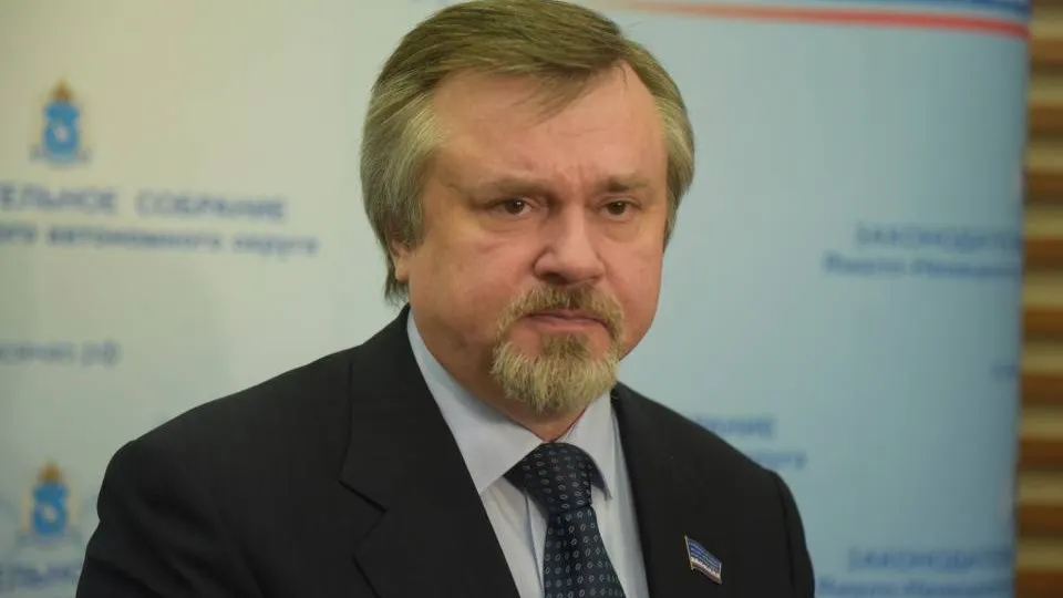 Андрей Ткачев / КРАСНЫЙ СЕВЕР