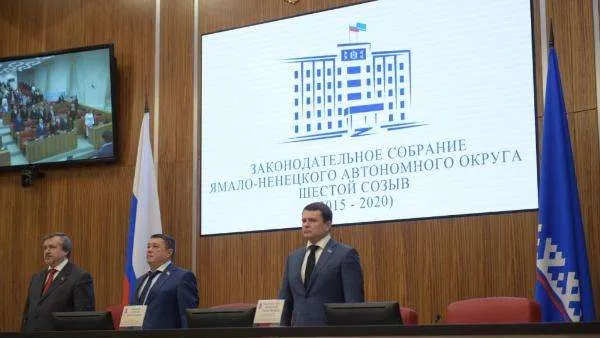 Андрей Ткачёв / КРАСНЫЙ СЕВЕР