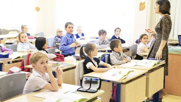   КРАСНЫЙ СЕВЕР