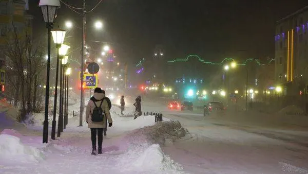   КРАСНЫЙ СЕВЕР