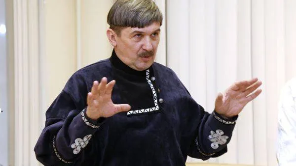 Живописец, художник монументального и декоративно-прикладного искусства из Ноябрьска Валерий Чалый.jpg