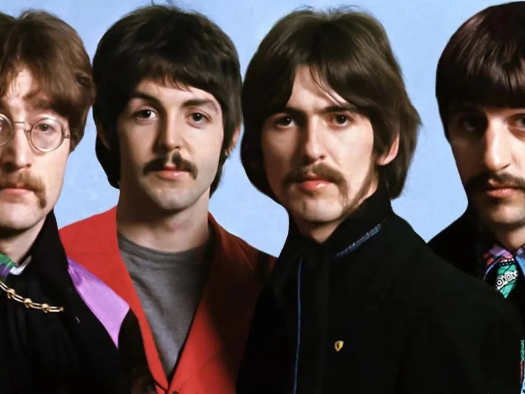 ИИ помог восстановить последнюю песню The Beatles с вокалом Джона Леннона |  «Красный Север»