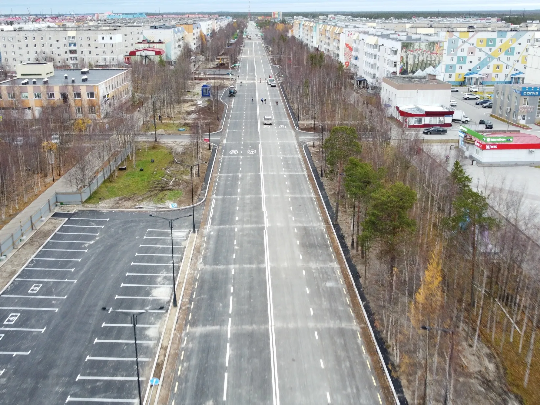 В Муравленко продолжается ремонт центральной улицы | «Красный Север»