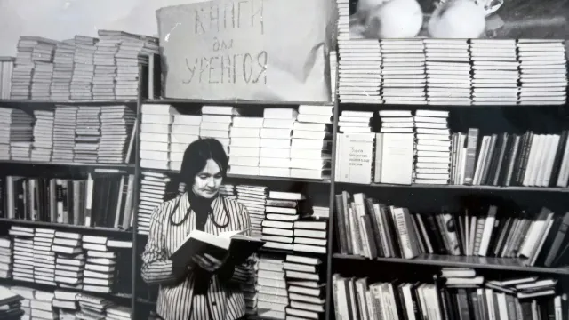 Сбор книг для будущей библиотеки, 1978-1979 гг. Фото: предоставлено Центральной городской библиотекой имени журнала «СМЕНА»