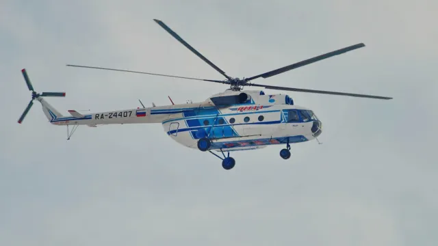 Вертолеты отвезут студентов домой и обратно на учебу. Фото: Андрей Ткачёв / Ямал-Медиа