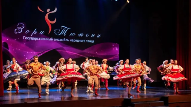 Танцоры в своем творчестве обратились к культуре разных народов. Фото: vk.com/anoyabrsk