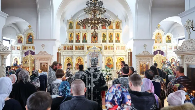 В Антипасху замыкается круг пасхальных богослужений. Фото: Андрей Ткачёв / «Ямал-Медиа»