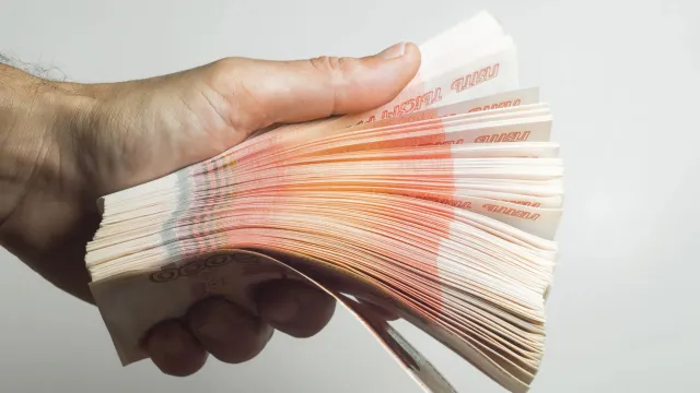 Ямальцы получают самые большие зарплаты в стране. Фото: DiKiYaqua/Shutterstock/Fotodom