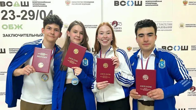 Ямальцы в этом году завоевали 24 награды Всероссийской олимпиады школьников. Фото: пресс-служба губернатора ЯНАО
