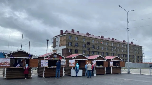 В Тазовском открыли обновленную ярмарочную площадь. Фото Анастасии Ульяновой