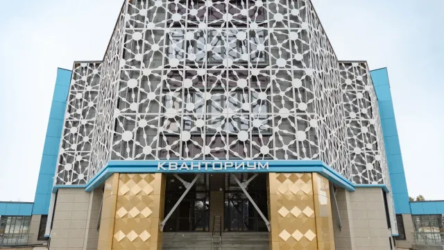 Уникальное здание кванториума в Ноябрьске построили с нуля. Фото: Юрий Здебский / «Ямал-Медиа»