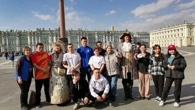 Ямальские старшеклассники знакомятся с культурной столицей. Фото: предоставлено пресс-службой губернатора ЯНАО