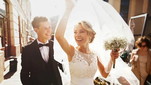 Счастливые браки заключаются на небесах, говорят звезды. Фото: IVASHstudio/Shutterstock/Fotodom