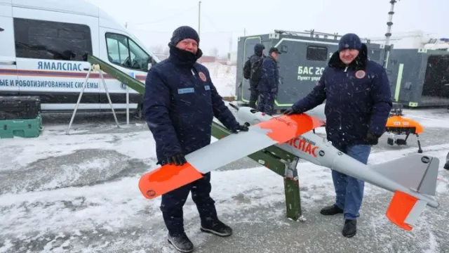 Беспилотники – незаменимые помощники спасателей и пожарных. Фото: Андрей Ткачёв / «Ямал-Медиа»